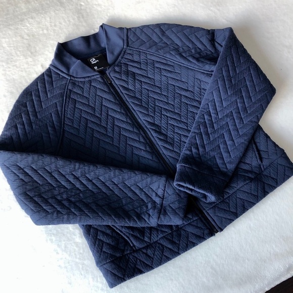 QUILTED boxy bomber - Picture 2 of 6